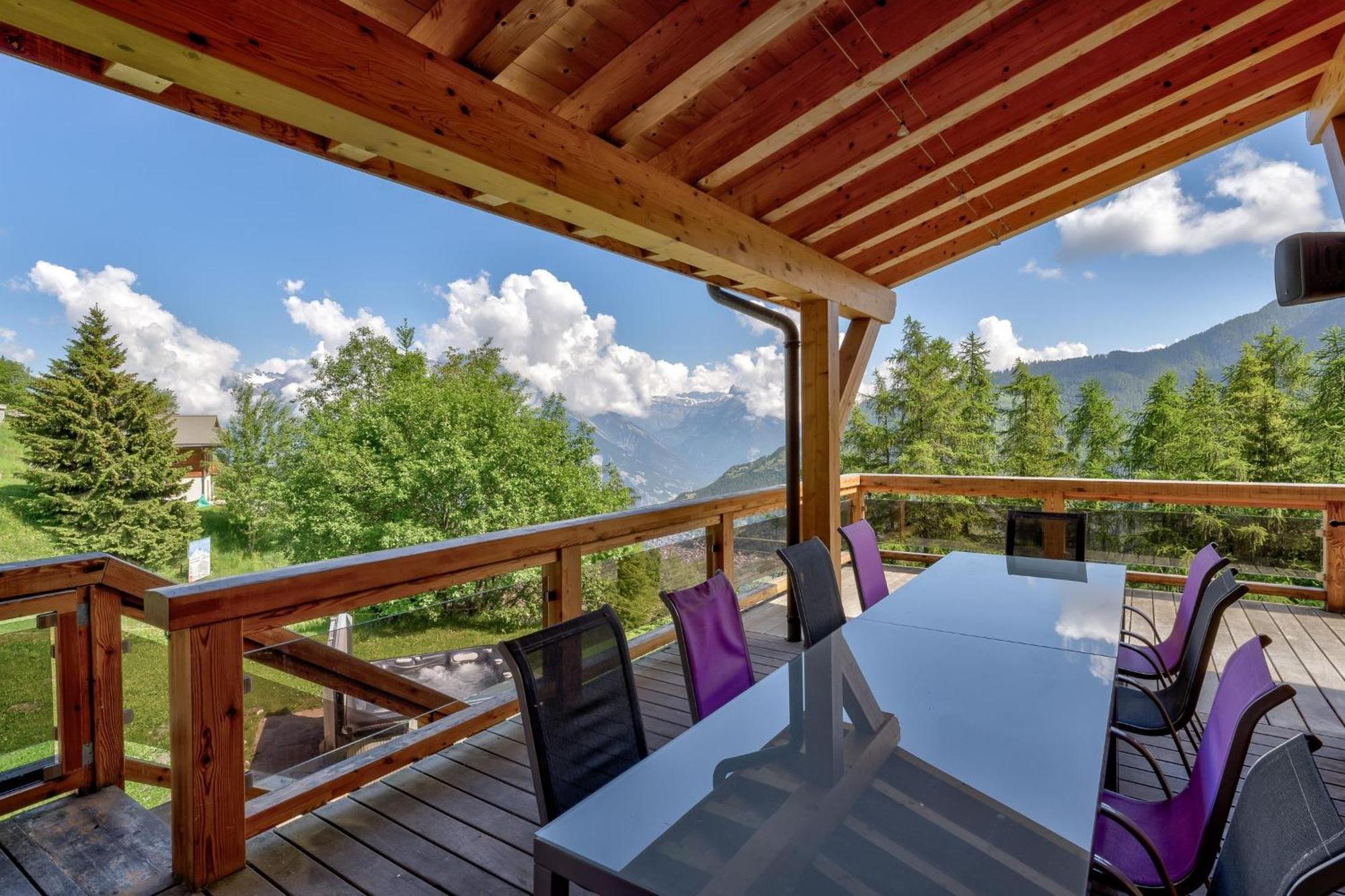 Chalet Flocon De Neige - Jacuzzi - Sauna La Tzoumaz Exterior photo