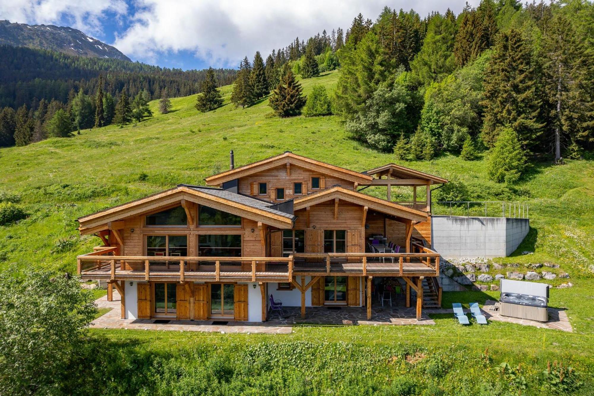 Chalet Flocon De Neige - Jacuzzi - Sauna La Tzoumaz Exterior photo