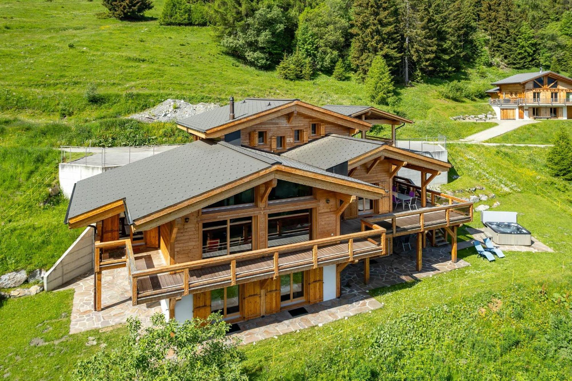 Chalet Flocon De Neige - Jacuzzi - Sauna La Tzoumaz Exterior photo